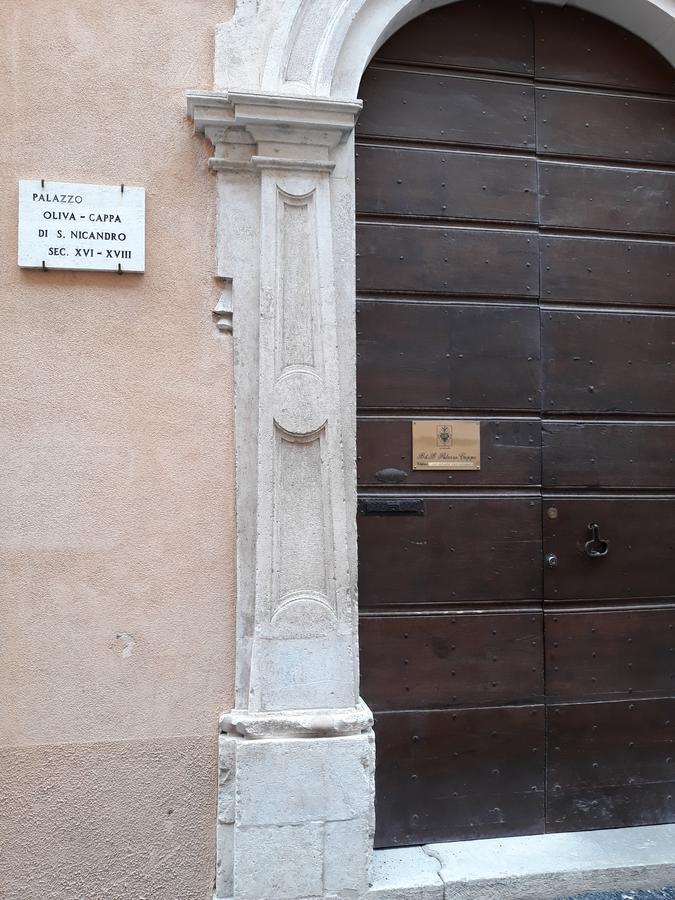 B&B Palazzo Cappa ラクイラ エクステリア 写真